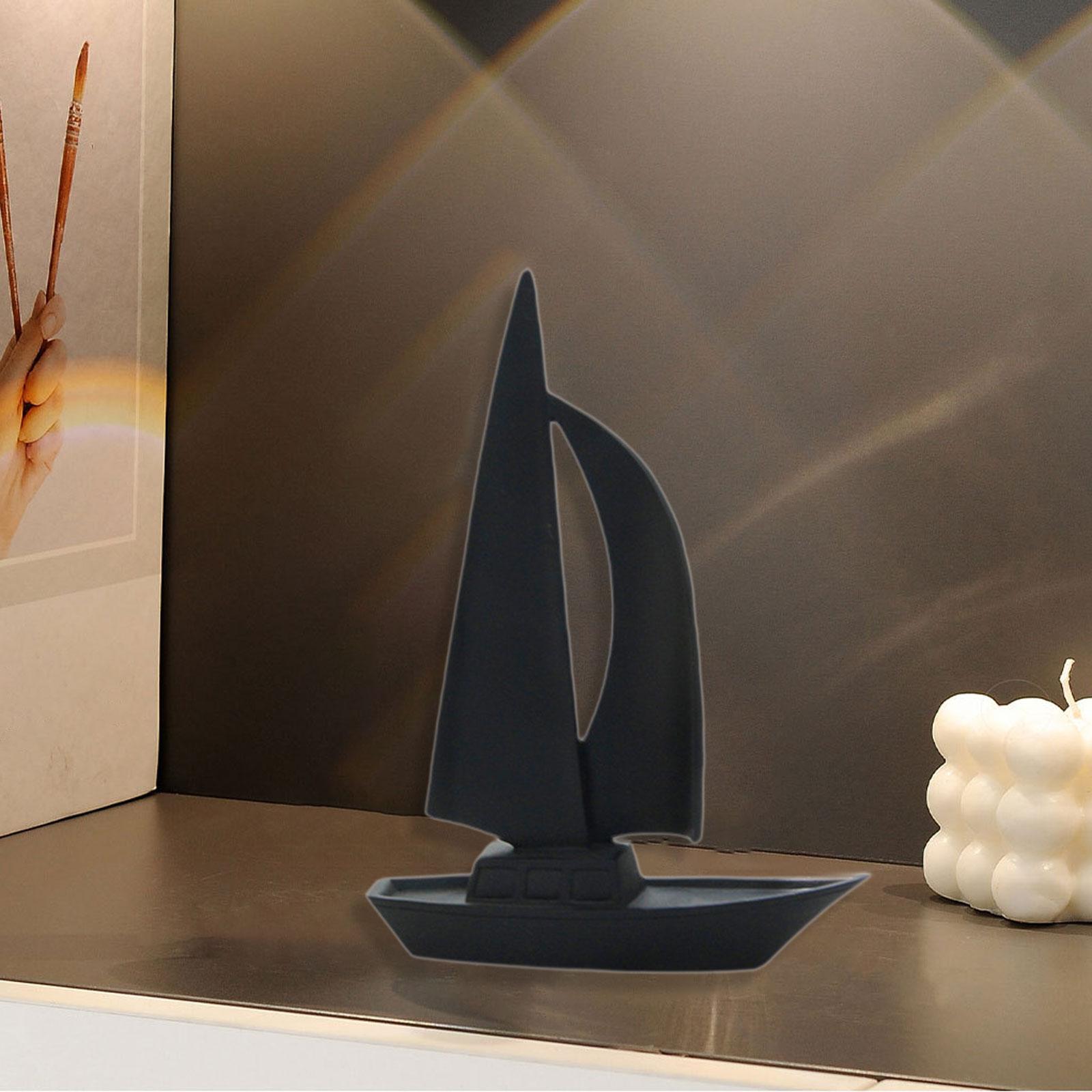 

Sailboat Statue Collectible, Art Figurine, Modern, Centerpiece Resin Figurine Simple Sculpture Tabletop Ornament for Shelf Home чорний