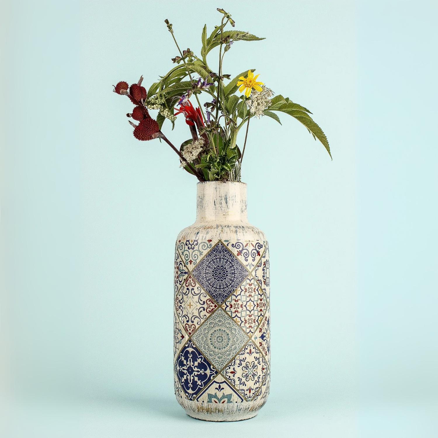 

Fleur Handmade Ceramic Vase 26 cm білий