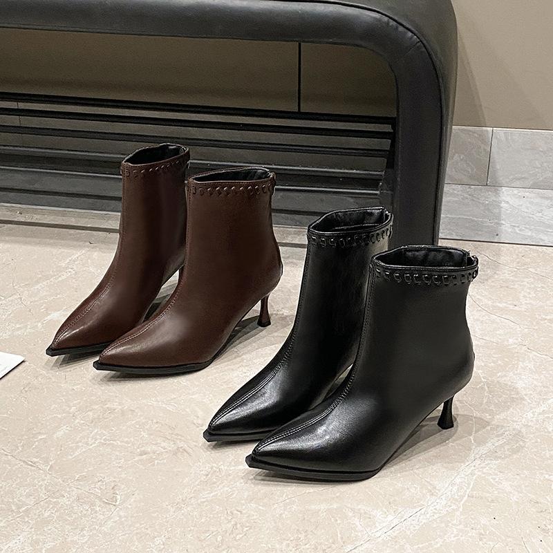 Anti-slip Shoes - Simple Low-heeled High-heeled Shallow-mouth Pointed-toe Short Boots for Women