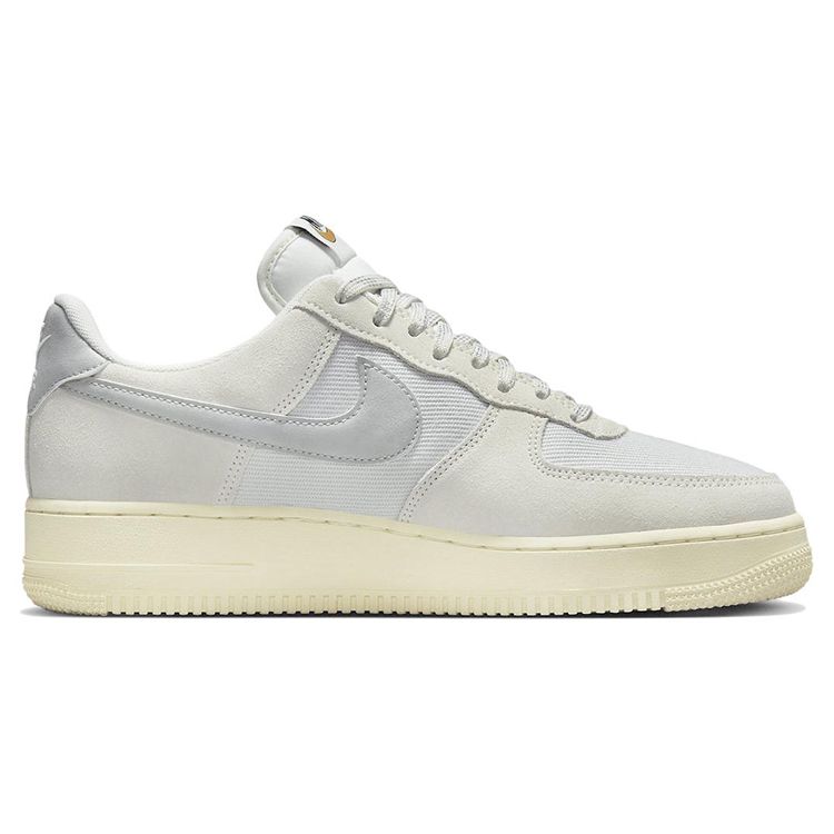 Nike Air Force 1 07 LV8 Certified Fresh - Photon Dust Sneakers da Uomo Bianco Vela Grigio Fumo Chiaro DO9801-100