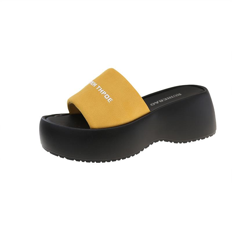 Retro Black One-word Thick-soled Slippers Women's Summer Wear 2025 New Heightened Anti-skid Shit Sandals