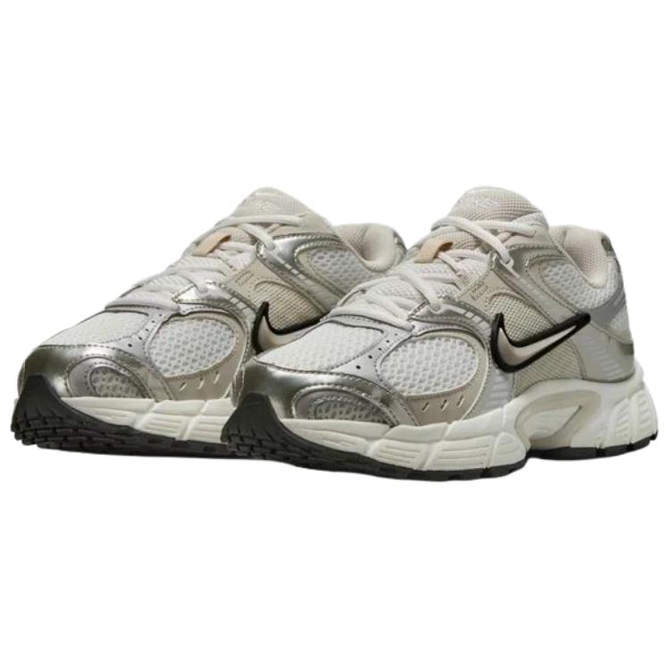 Nike  V5 RNR Summit White Light Orewood Women Sneakers Cream Sail Black HQ7901-104
