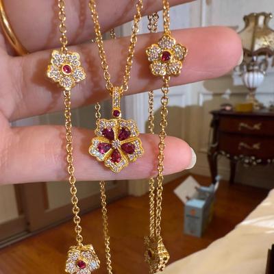 Classic Antique Gold Craftsm Full Diamonds Red Flower Necklace Women Retro Court Style Light Luxury New In  Accessories