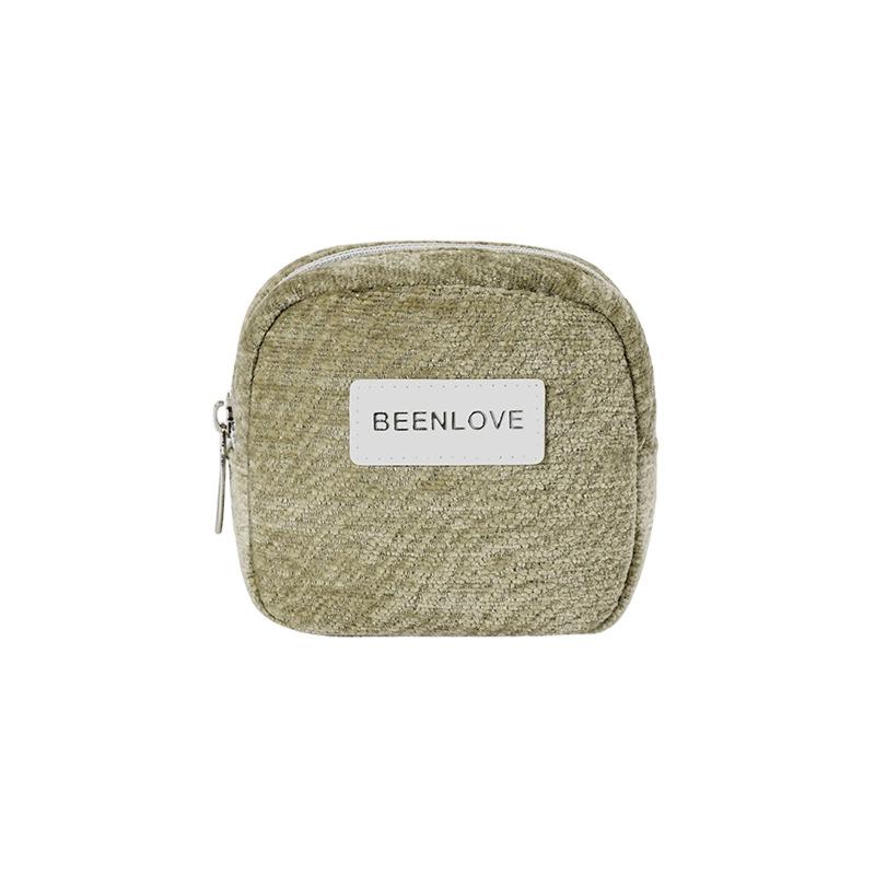 Makeup Bag Flowing Light Square Storage Bag Fashionable Lipstick Bag Portable Travel Cosmetics Storage Bag Sanitary Napkin Storage Bag Clutch Bag
