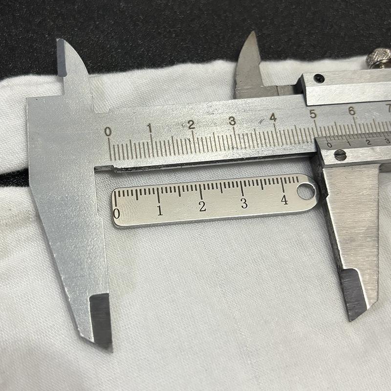 3Pcs 4cm Mini Stainless Steel Ruler Key Chain Creative Key Ring Pendant Portable Ultra Short Ruler Come with Hanging Hole