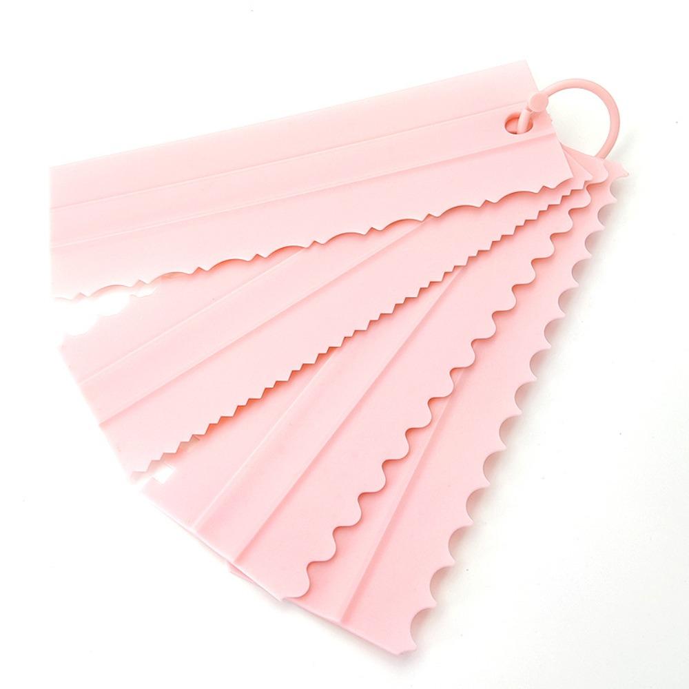 4Pcs Plastic Cake Scraper Stripes Edge Side Cake Pattern Cream Scraper Cake Decorating Comb DIY Baking Tools Baking Accessories