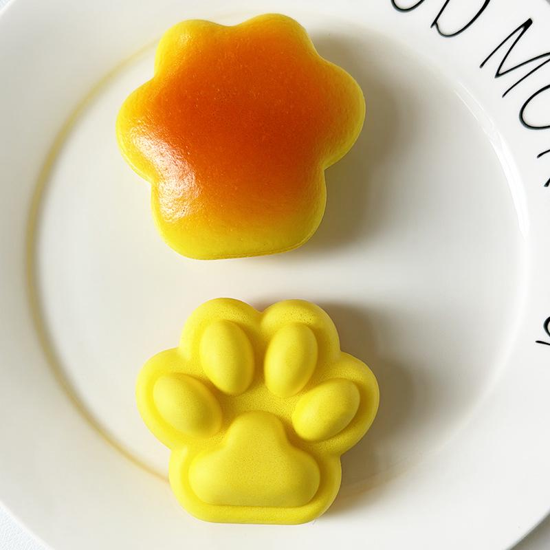 Slow Rebound Squishy Croissant Toy with Milky Scent - Stress Relief & Soft Feel