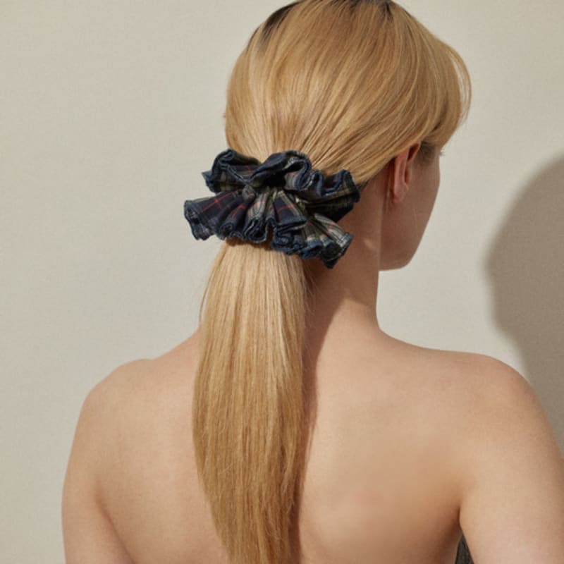 Favorite Noun Check Scrunchies_FW_02_Blue