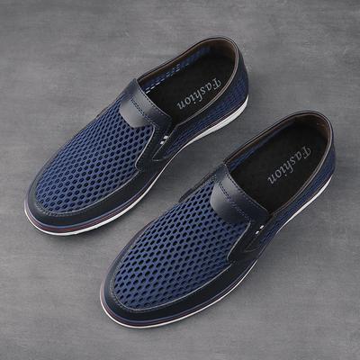 Sapatos Masculinos de Verão Vazados da Moda Mocassins Casuais Respiráveis Sapatos de Dirigir Solado Macio Ultra Leves Slip-on Planos Mocassins para Exterior