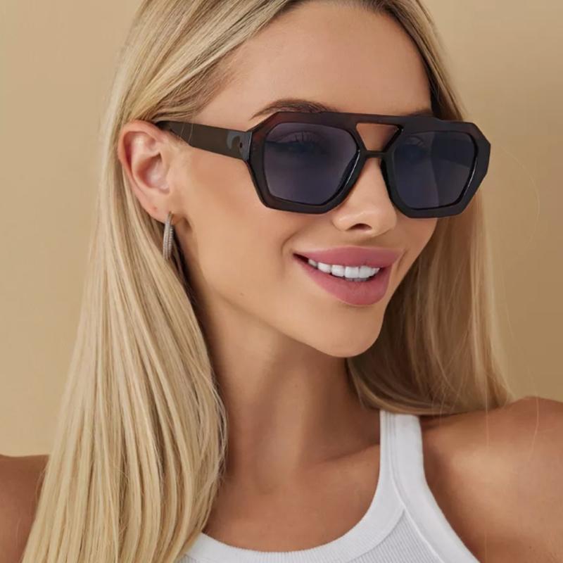 4pcs Fashion Female Double Bridges Square Sunglasses Big Frame Design High Quality UV Protection Outdoor Sun Glasses