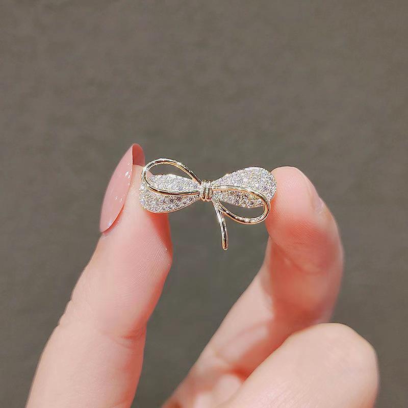 Elegant Anti-Exposure Bow Brooch Button for Shirts