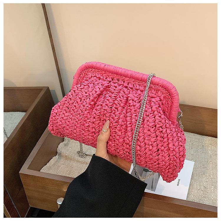 This Year's Popular Bags Are Hand-woven Hand-carried Bucket Bags for Women's 2025 New Small Fresh Straw One-shoulder Messenger Bags.