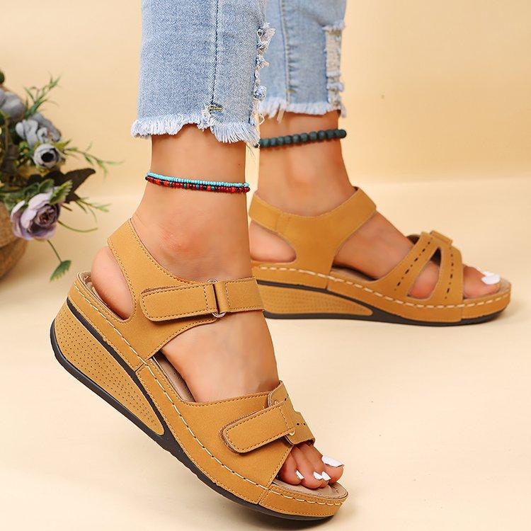 

Try Platform Casual Versatile Summer Sandals 44 абрикосовий