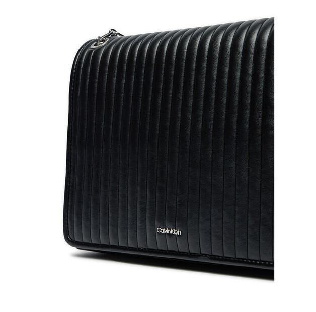 Сумка Calvin Klein Calvin Klein Mini Line Quilt Shoulder Bag K60K613080 чёрный