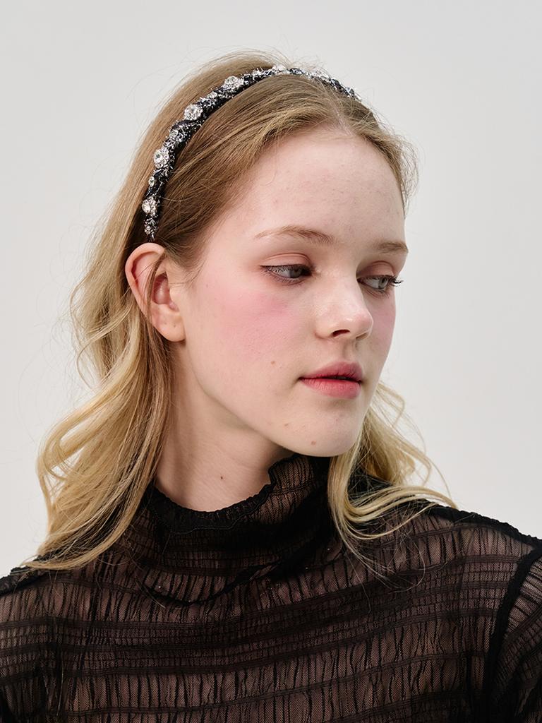 Sorry, Too Much Love Snow Flower Jewel Hairband_Black