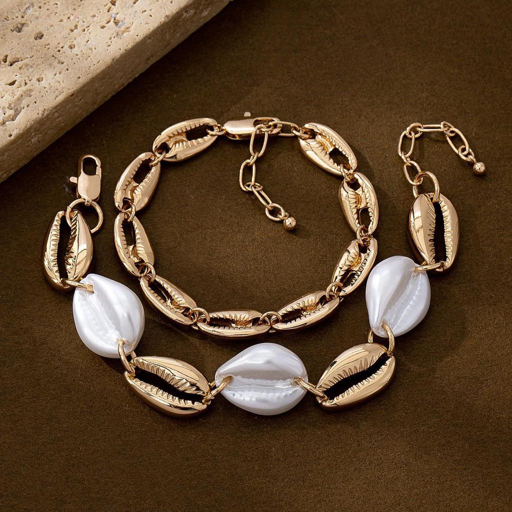 Simple Ocean Beach Resort Style Bracelet for Festive Holidays - Elegant, Unique Design