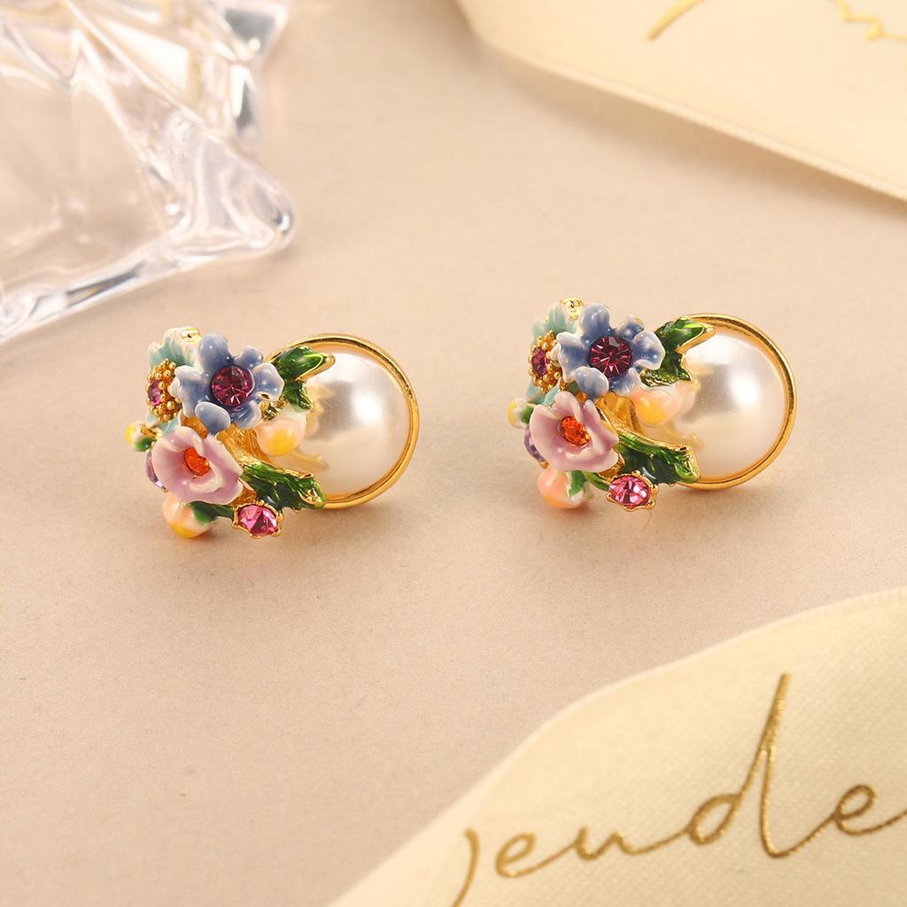 Flower Pearl Stud Earrings Enamel Oil Dripping Flower Mini Love Mori Design Sense Light Luxury Earrings Women