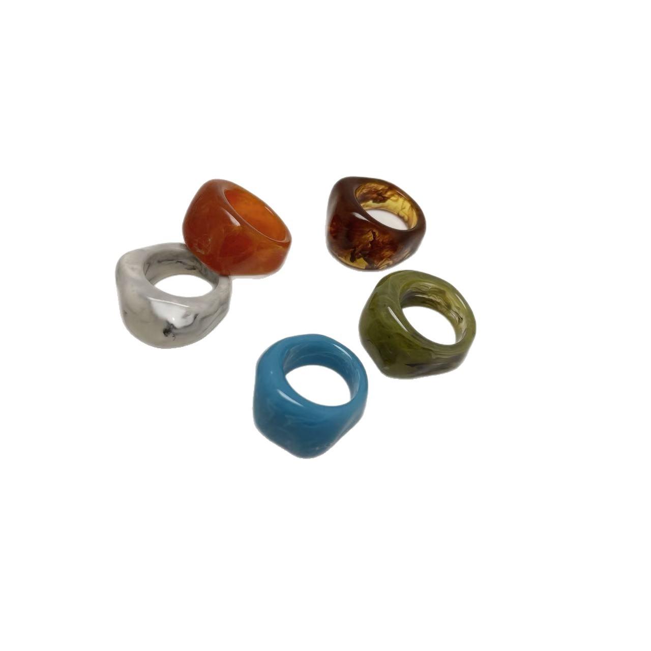 

Colors Bohemian Brown Red Acrylic Ring for Women Retro Geometric Irregular Resin Wide Knuckle Ring size 8