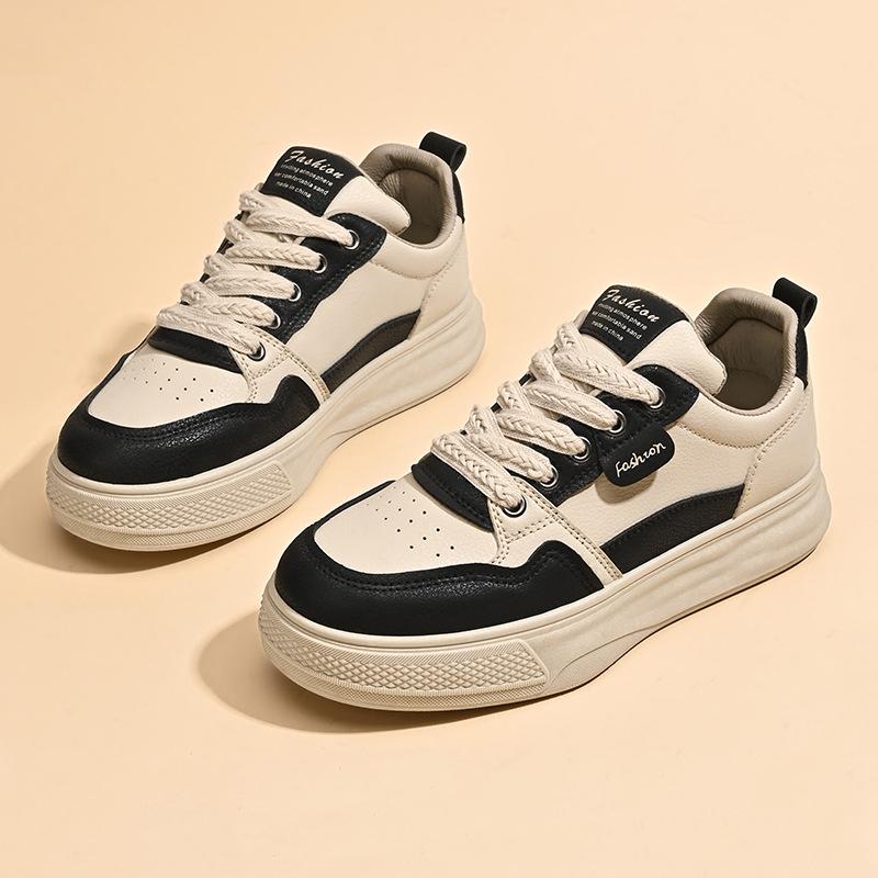 

2025 spring little white shoes new Korean version ins female students heightening platform sports board shoes casual shoes women s trendy shoes 40