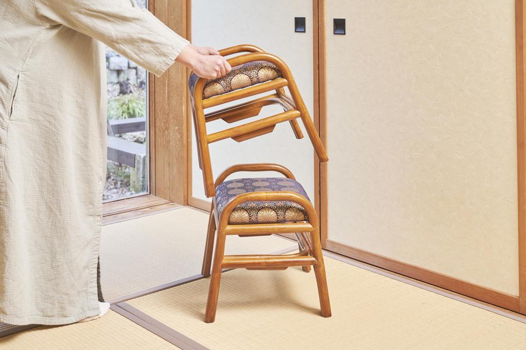 Otake Sangyo OT-14-JP Stackable Rattan Chair for Buddhist Altars, Navy and Gold Brocade Brown, 43x38cm, for Buddhist Memorial Services and Tatami