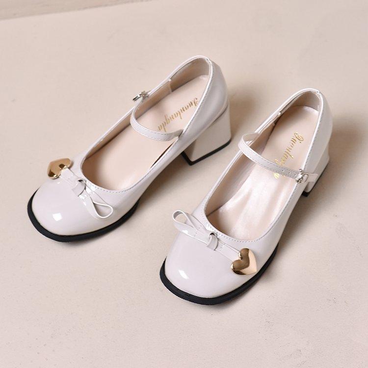 2025 New Red Mary Jane Shoes Japanese Round Head College Style Love Buckle Small Leather Shoes Women's Patent Leather Retro Single Shoes