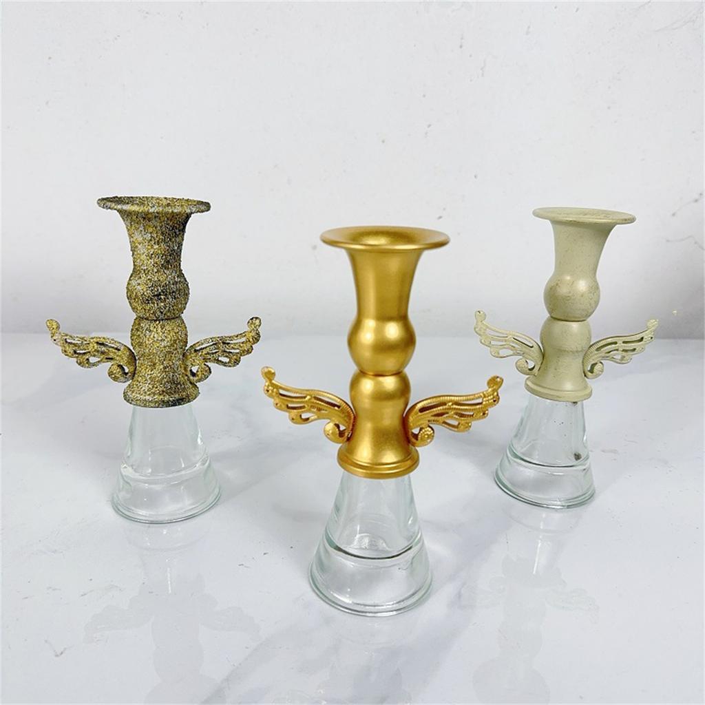 Elegant Iron Candle Holders Classical Design Candlestick Holders for Weddings Parties and Dinners Decors Accessory
