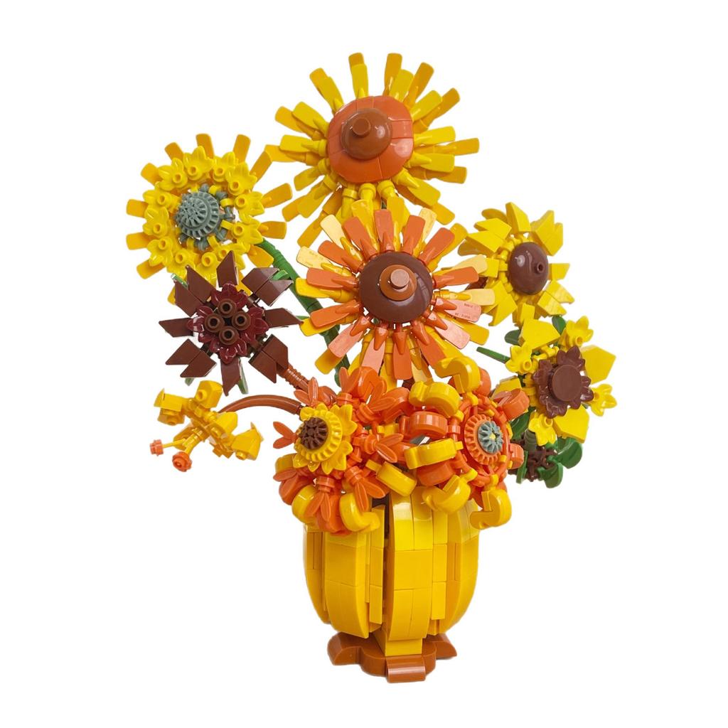 Building Blocks Rose Bouquet and Sunflower Vase Model