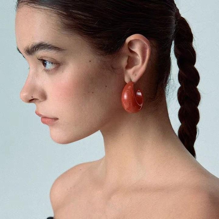 Siasiya Red Crescent Resin Stud Earrings – Women’s Autumn/Winter Collection: Elegant, Niche Style Hoops and Bracelet Set
