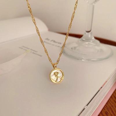2025 New Irregular Circular Shell Rose Pendant Necklace, Suitable for Women's Sexy Necklaces, Party Luxury Jewelry