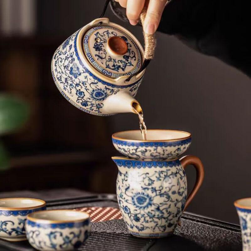 Ting Le Blue & White Porcelain Kung Fu Tea Set