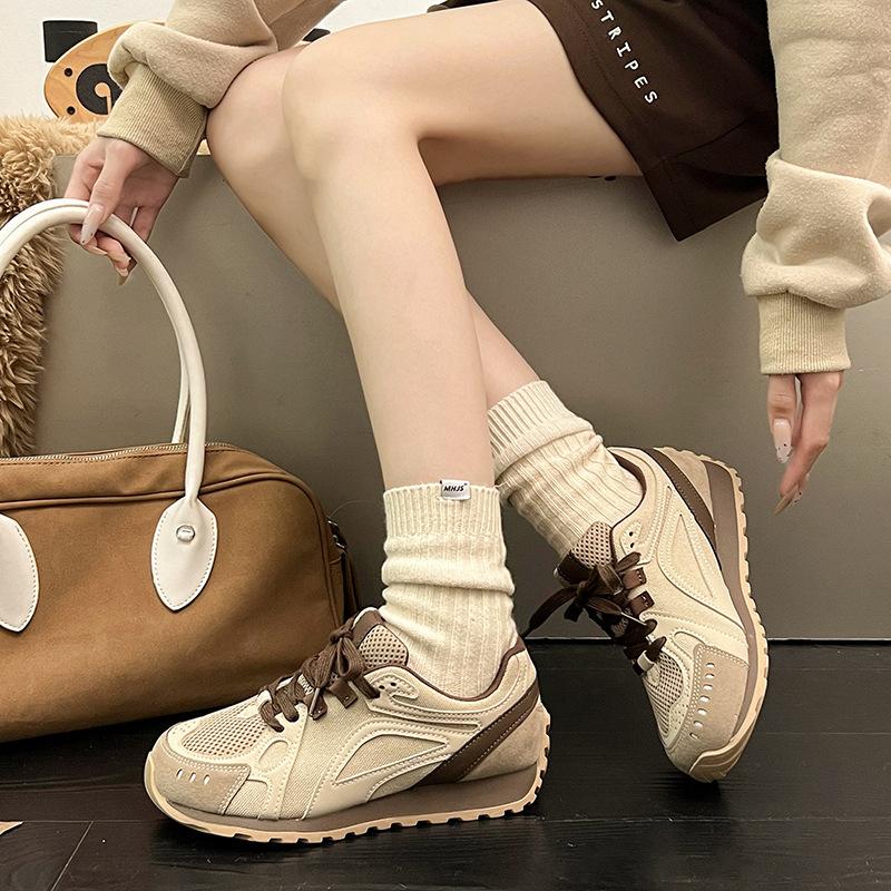 Korean version of Waffle Forrest Gump shoes women's 2025 autumn and winter new velvet warm soft sole niche sports shoes running white shoes