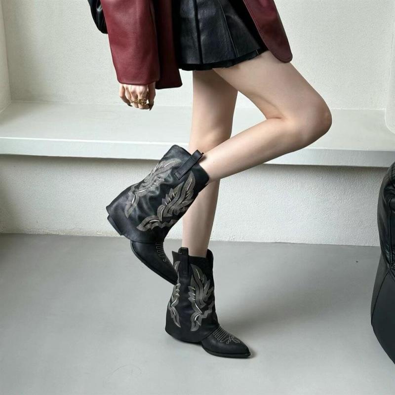 South Korea's new autumn and winter retro high heels French pointed short boots Western knight cowboy boots
