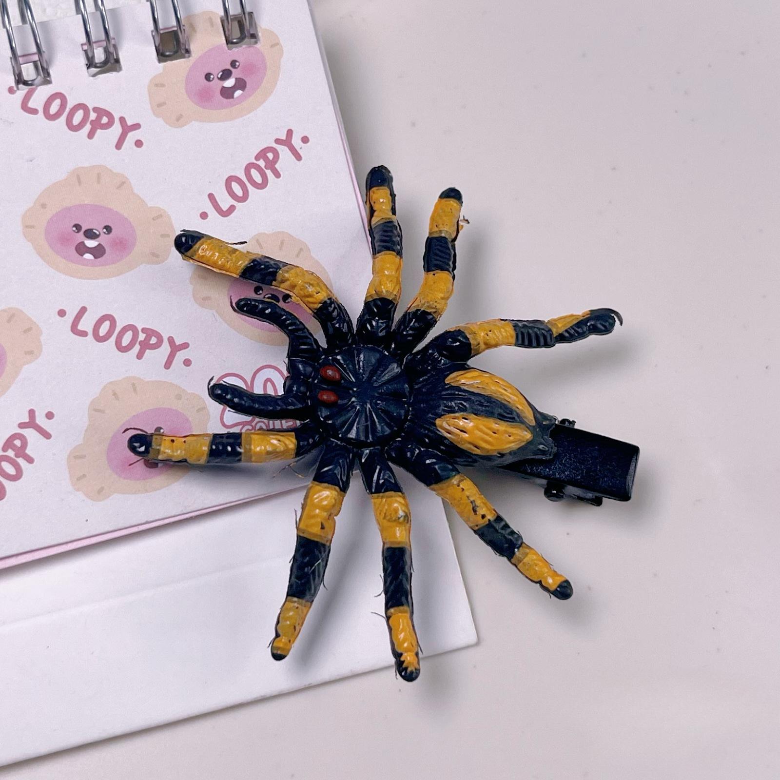 

Halloween Hairpin Funny Cute Hairpin Simulation Spider Duck Bill Clip Party Party Headdress имбирный