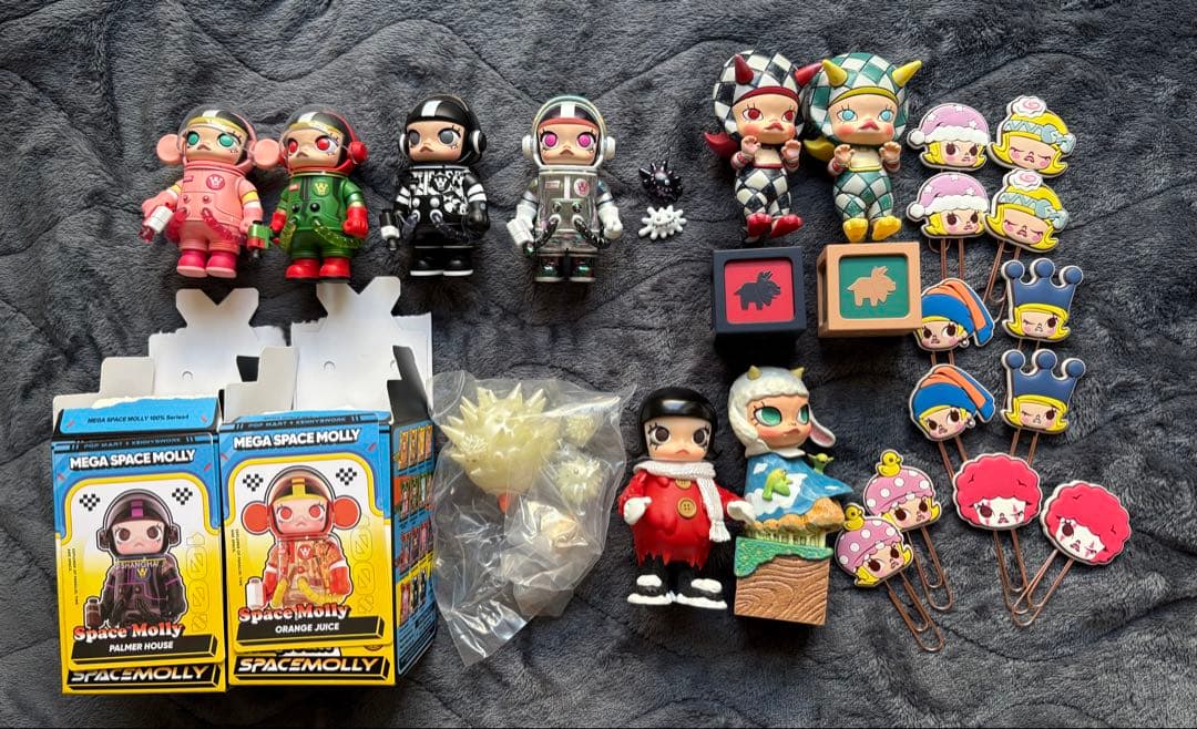 

[USED] popmart space molly 100% INSTINCTOY