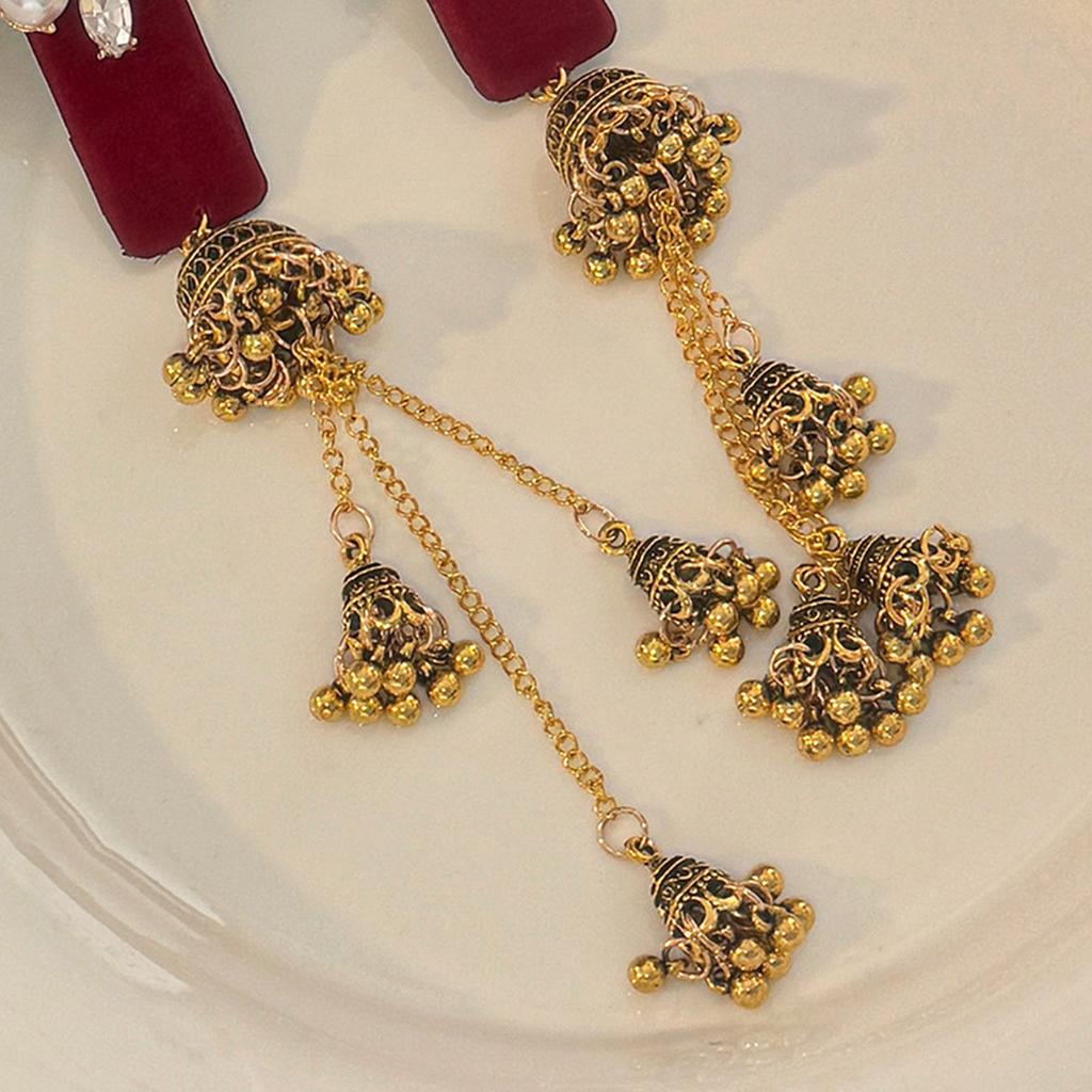 Vintage Red Velvet Hair Clip With Tassel Design New Chinese Style Side Hair Accessory For Women