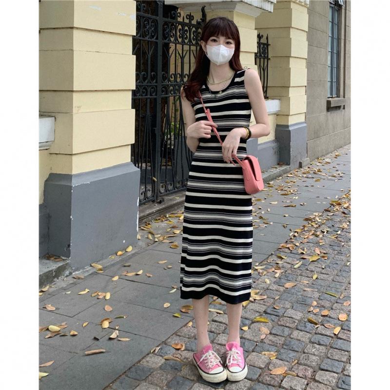 Chic Korean-Style Striped Sleeveless Vest Dress - Summer 2025, Slimming Mid-Length Fit for Women