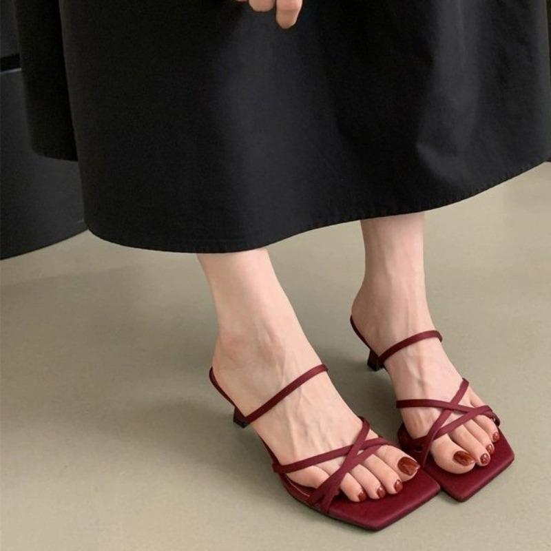 Fashion French Niche High-heeled Sandals Summer Fashion Vintage Square Toe Thin Strap Open Toe Stiletto Roman Sandals and Slippers