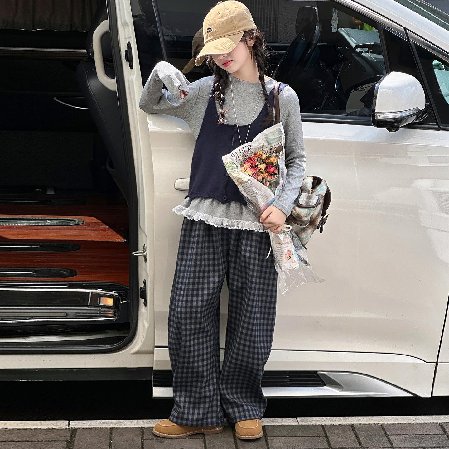 

Autumn 2025 Girls Korean Style Three-Piece Outfit 140 cm