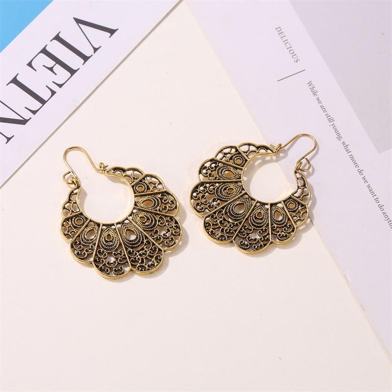 Retro Carved Flower Geometric Antique Clip-On Earrings for Women