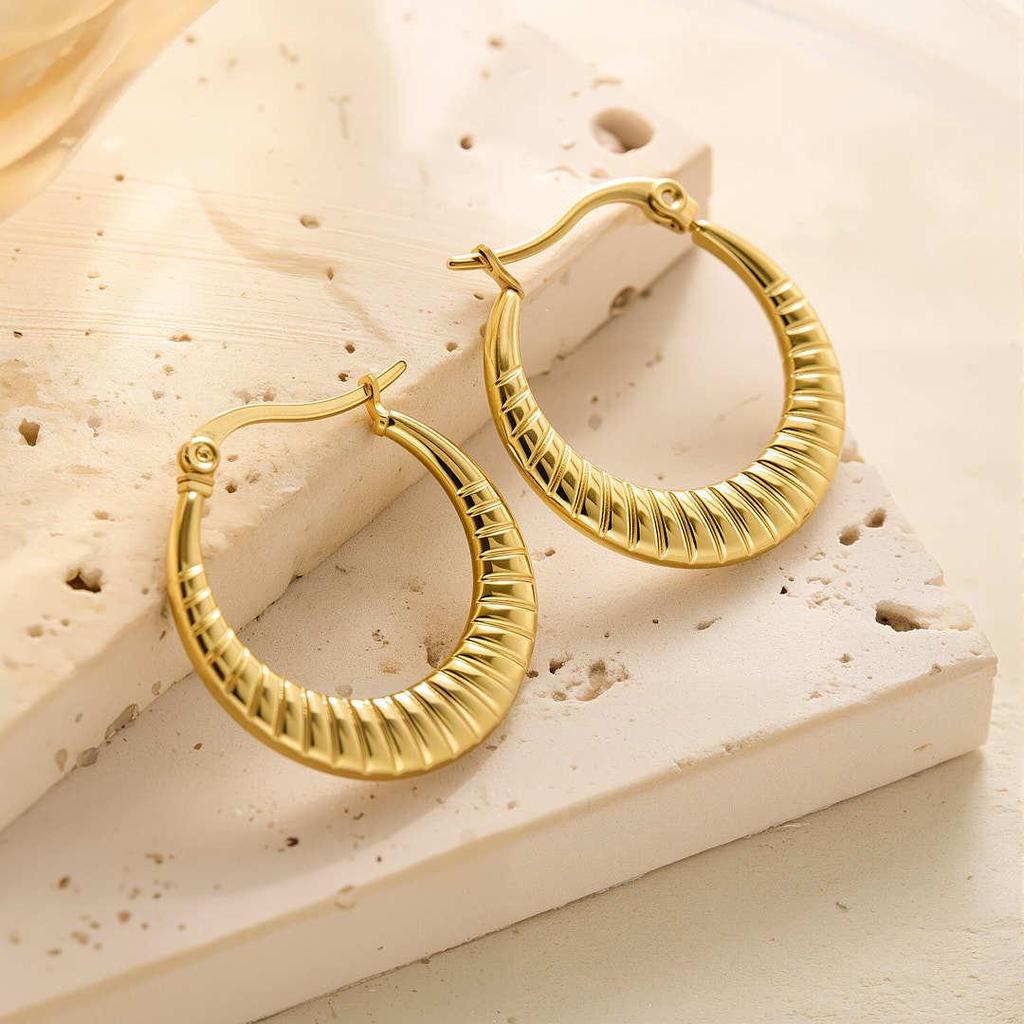 Raffinate Ear Cuff in Acciaio Titanio Oro 18k per Donna