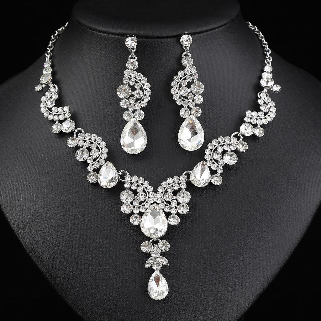 Elegant Bridal Necklace & Earring Set - High-End Wedding Accessories