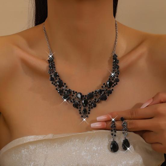 2Pcs/Set Women Jewelry Set Sparkling Water Drop Design Wedding Necklace Drop Earrings Set Bridal Jewelry Gift