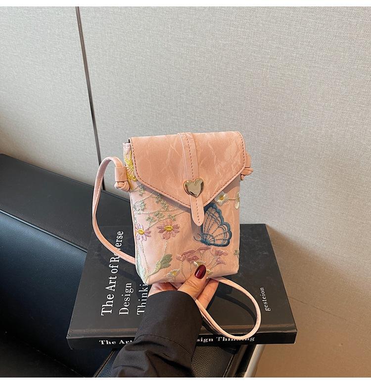 Embroidered canvas bag women's summer new fashion niche messenger bag mobile phone bag