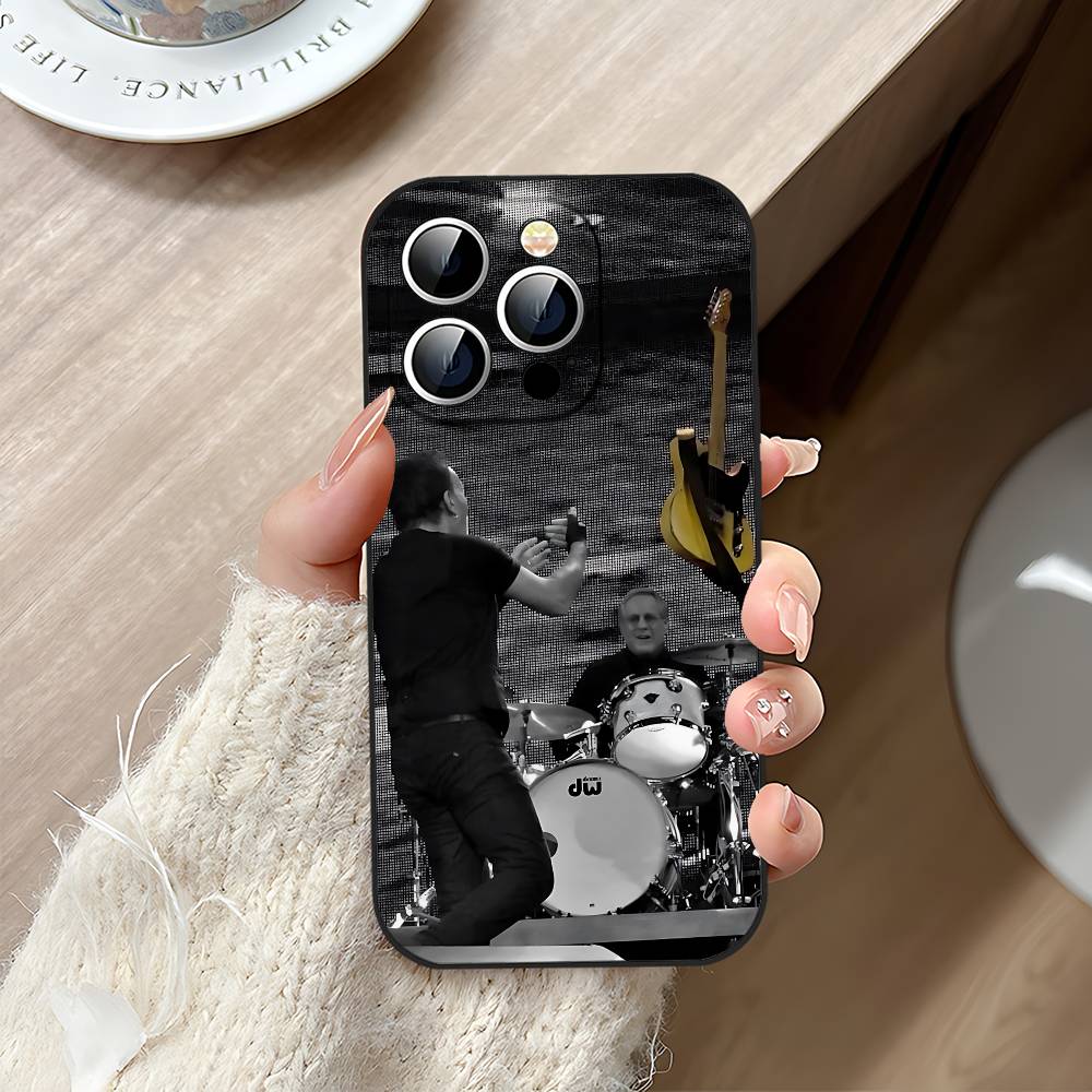 Guitarist R-Bruce Springsteen Phone Case Black Phone Case That Fits For IPhone 17,16,15,11,13,14 Pro Max,Plus,X,Xr,Xs Max,13Mini