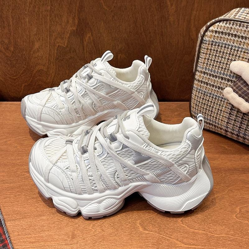 Thick-soled Strap Dad Shoes Women's Spring New Small Men Grow Taller and Thinner Versatile and Lightweight Sports and Leisure Shoes