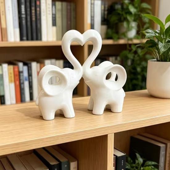 Elephant Love Statue, Cute Elephant Figurine Living Room Decor, Brings Good Luck, Love Heart Elephants Decorations for Home Decor Wedding
