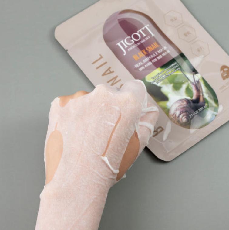 Jigott Black Snail Real Ampoule Mask Pack – Intensive Skin Repair & Hydration
