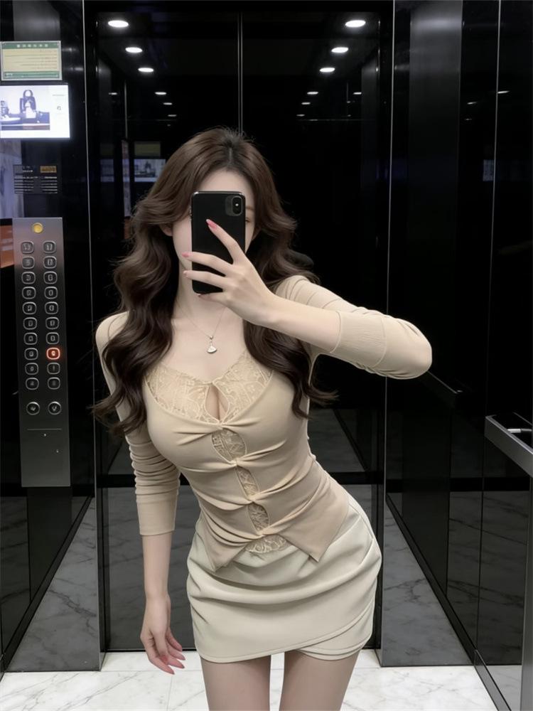 Women's Lace Patchwork Twisted Hollow Long Sleeve Slim Fit Top