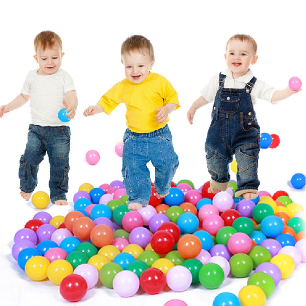 100 teile/satz Bunte Lustige Weiche Kunststoff Ozean Ball Set Baby Kinder Spielen Werkzeug (5,5 cm)