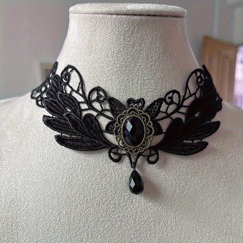 

New Gothic Hollow Lace Pattern Inlaid Zircon Necklace, Suitable for Women s Halloween Party Accessories, Zircon Gifts